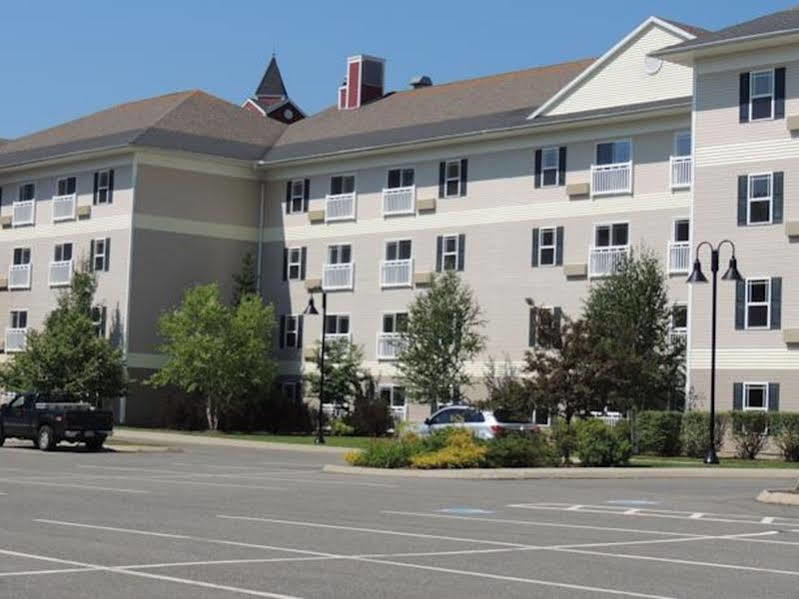 Berkshire Mountain Lodge Pittsfield Exterior photo