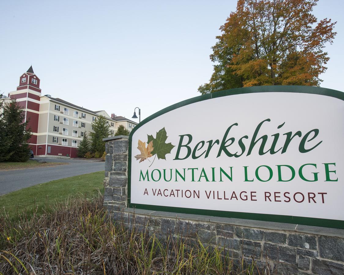 Berkshire Mountain Lodge Pittsfield Exterior photo